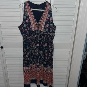 Super comfortable v neck, gathered waisted sleeveless dress, size 12
